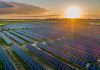 Investiție în energie, tranzacție cu ″regele eolienelor″. Electrica SA a semnat contract de construire a unui parc fotovoltaic cu stocare în Bihor, proiect cumpărat de la ″regele eolienelor″