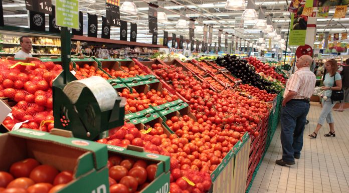 România e plină de roșiile din Maroc, dar acestea nu ne sunt exportate direct. Cum ajung, de fapt, la noi