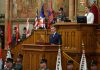 Noul premier al Ungariei și-a prezentat cei 3 copii și spune că este ultima oară când face asta. Cum arată fiii săi | FOTO