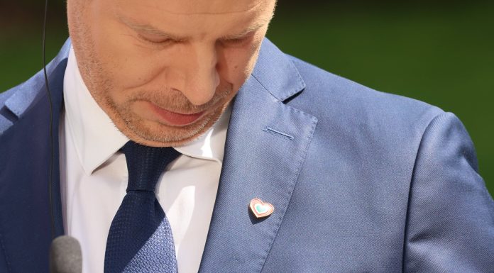 Noul premier ungur Peter Magyar a invocat România în vizita sa la Varșovia. ”Pentru a restabili gloria”