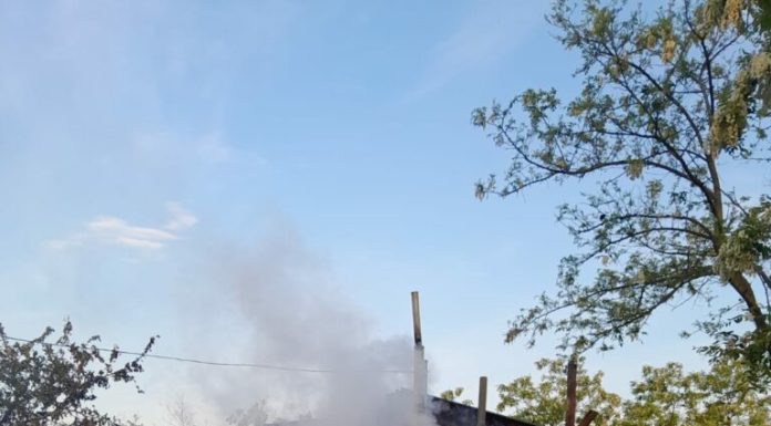 Incendiu mortal în Botoșani, după ce un bărbat a adormit în timp ce fuma