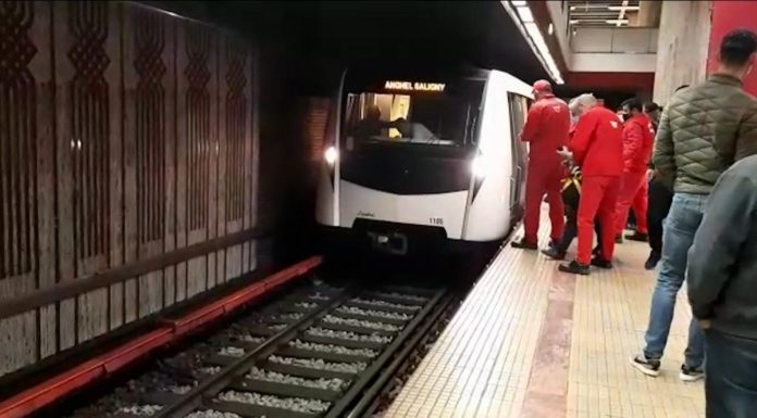 O persoană a căzut pe șine, în stația de metrou Păcii. Metrorex investighează o posibilă tentativă de sinucidere