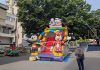 „A zis «mami» și a căzut secerat”. Declarația sfâșietoare a tatălui care și-a pierdut fiul de 2 ani pe un tobogan gonflabil