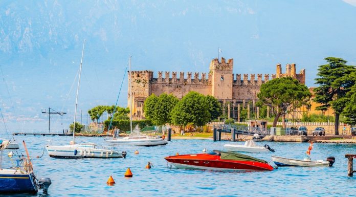 Modena, acasă la Ferrari și Pavarotti. Ce să vizitezi în locul UNESCO care a dat Italiei primul muzeu al mezelurilor