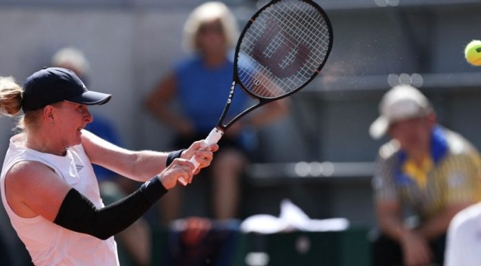 „Mi-au spus că nu voi putea juca tenis”. Francesca Jones, jucătoarea cu 8 degete, a câștigat primul meci la un Grand Slam