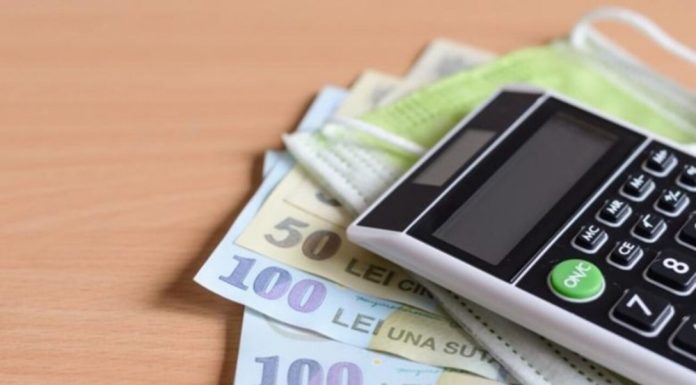 Prăpastia dintre stat și privat se adâncește. Mediul de afaceri acuză că salariile bugetarilor vor rămâne mult mai mari și cere reforma instituțiilor