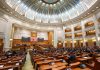 Artificiul din noua lege a salarizării: coeficienții scad, dar lefurile cresc. Președintele și miniștrii primesc mii de lei în plus