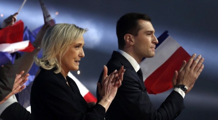 Călcâiul lui Ahile pentru populiștii francezi: Incoerența economică și dualitatea dintre tânărul Bardella și „vechea gardă” Le Pen