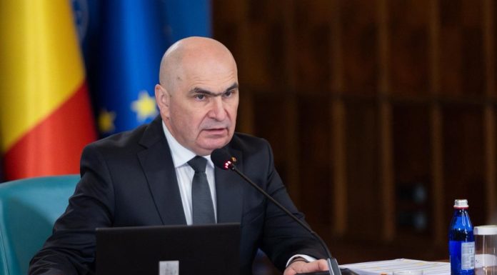 Când se va ieftini curentul în România. Ilie Bolojan: „Pentru a ne redresa economic, scăderea preţului energiei electrice este o condiţie de bază”