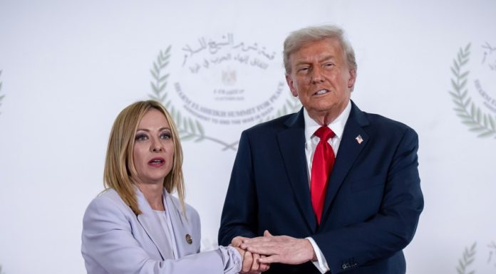 Criză diplomatică la Roma. Meloni, în conflict simultan cu Trump și Netanyahu: „Când te comporți ca un chelner, șeful te tratează ca atare”