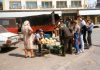 Cum arătau verile austere din România anilor ’80. „Cumva, românii par să se adapteze. Nu știu cum. Nimeni nu știe”