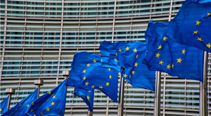 26 Mai: 40 de ani de când a fost adoptat drapelul Europei, simbolul oficial al Comunității Europene