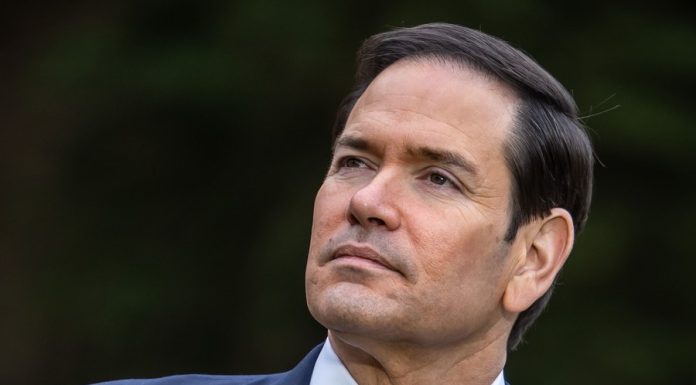 Marco Rubio anunță „vești bune pentru lume”. Duminică ar putea fi redeschisă Strâmtoarea Ormuz