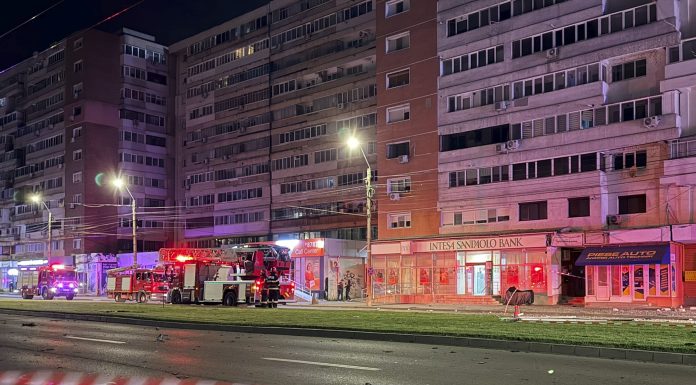 FOTO Ministru îi cheamă pe ruși la Galați să-și ia restul componentelor din drona prăbușită