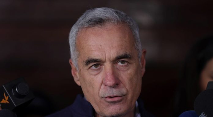 Călin Georgescu a plătit amenda de 200.000 de lei dată de Autoritatea Electorală Permanentă, pentru încălcarea legislaţiei privind finanţarea campaniei electorale