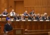 „Piața s-a pregătit pentru acest scenariu”. Analist XTB: Demiterea Guvernului, văzută ca o „soluție” de moment de investitori