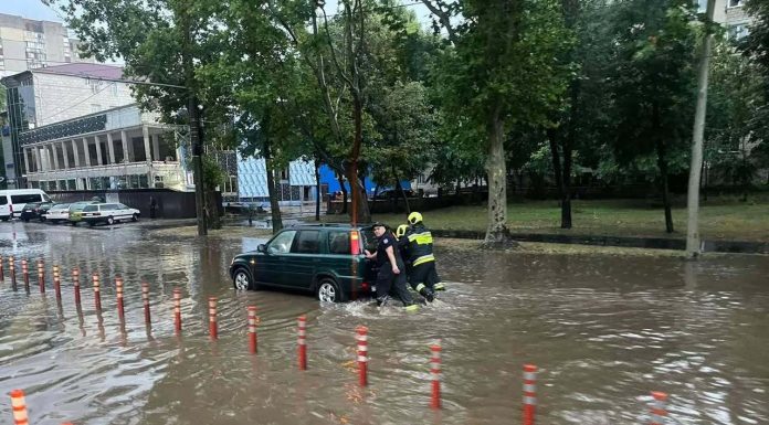 Inundaţii şi pene de curent în Republica Moldova. A fost afectată inclusiv infrastructura feroviară. Maia Sandu: „Ultimele 24 de ore au fost foarte complicate pentru ţara noastră”