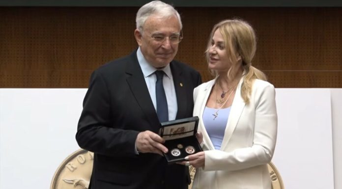 BNR a lansat monedele dedicate marcării a 50 de ani de la primul 10 perfect din istorie, obținut de Nadia Comăneci la Jocurile Olimpice de la Montreal