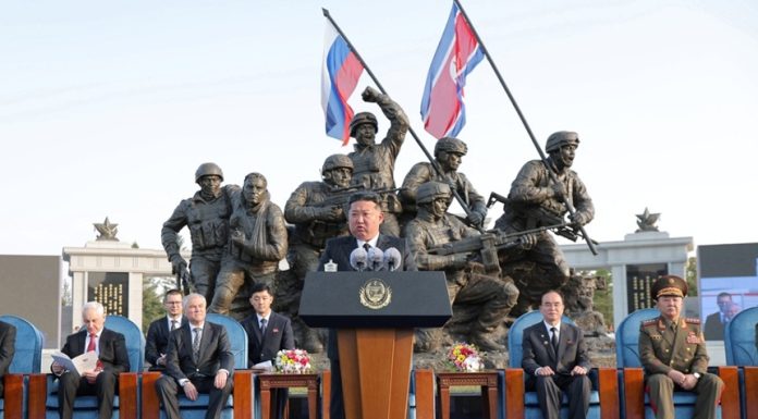 Coreea de Nord şterge o clauză din Constituţie privind reunificarea cu Coreea de Sud. Constituţia revizuită, revizuită în martie, cuprinde o nouă clauză care delimitează teritoriul nord-coreean, care include Coreea de Sud