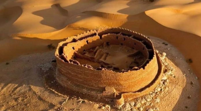 Structura „extraterestră” din inima deșertului Sahara, despre care nu se cunoaște aproape nimic. Misterul Ksar Draa pare de nedescifrat