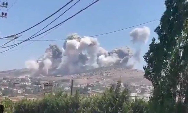 Israelul a bombardat intens Libanul extinzându-şi operaţiunile terestre dincolo de zona de securitate