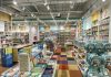 FOTO Liderul neoficial al editurilor intră în retailul offline, deschizând prima sa librărie CONFIRMARE