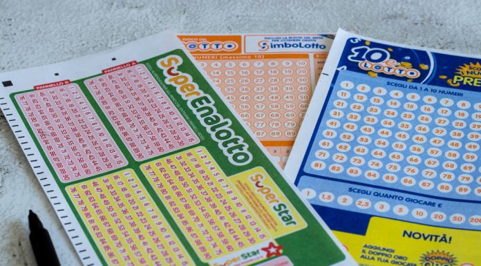 O româncă stabilită în Italia a câștigat 500.000 de euro la loto, după ce s-a dus să bea o cafea la un bar