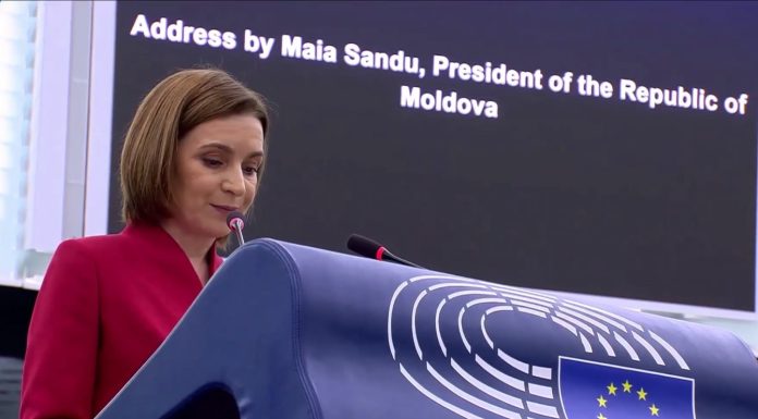 Maia Sandu: Putem adera la UE alături de România şi noi credem asta, şi nu e doar ce credem noi. Sunt tot mai mulţi cei care susţin integrarea în UE. Avem şi oameni care susţin unirea cu România/ A face parte din UE e strategia de a supravieţui ca democra