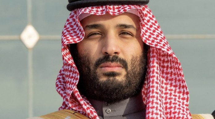 Arabia Saudită a lansat multiple atacuri secrete asupra Iranului pe fondul extinderii conflictului regional, potrivit Reuters. WSJ relatase o mişcare similară din partea Emiratelor Arabe Unite