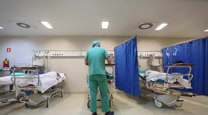 CNAS anunță analiza necesarului de paturi de spitalizare. Ministerul propune reducerea acestora cu aproximativ 20%