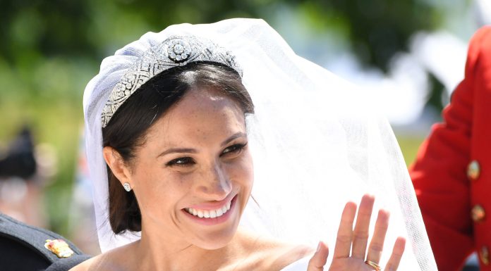 Detaliul ascuns din rochia de mireasă a lui Meghan Markle, care a intrat în istorie | GALERIE FOTO