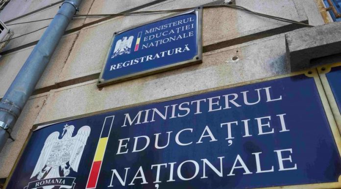 Ministerul Educației, acuzat că încalcă legea transparenței. Proiecte publicate fără actele legale obligatorii