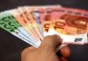 Plățile cash, limitate la 500 de euro, în Grecia. Reguli mult mai stricte pentru tranzacțiile în numerar, cu amenzi drastice