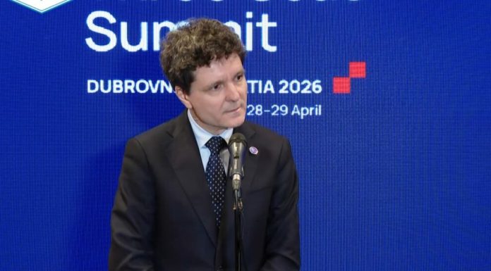 Nicușor Dan: „Avem nevoie de alfabetizare media și de o monitorizare a evoluțiilor tehnologice, inclusiv în domeniul inteligenței artificiale”