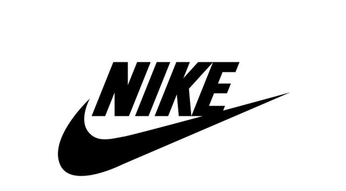 Nike, dată în judecată de consumatori pentru că nu returnează costurile tarifelor vamale