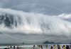 Imaginile zilei. Un nor gigantic, în formă de tub, a apărut deasupra unei plaje din Brazilia. Care este explicația