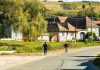 Fără suficient asfalt și canalizare, dar cu bănci „inteligente” de mii de euro. O nouă găselniță de spart banii din PNRR