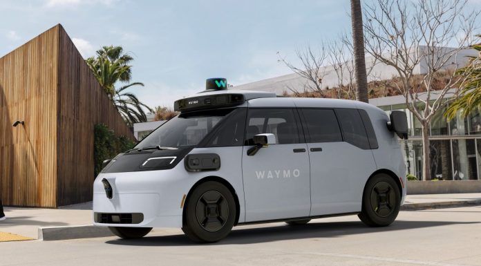VIDEO Waymo, divizia de robotaxi a Google, lansează primul vehicul construit special în China. Costă sub 20.000 de dolari
