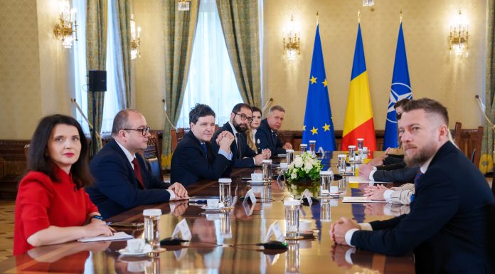 Consultări la Cotroceni – Preşedintele Nicuşor Dan a discutat cu parlamentarii neafiliaţi despre o posibilă asigurare a stabilităţii guvernamentale / Şeful statului a apreciat deschiderea spre dialog şi a subliniat necesitatea unei bune colaborări