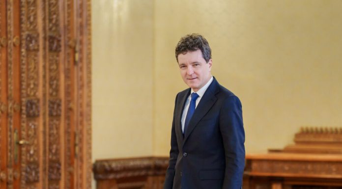 Nicușor Dan, sunat de premierul Estoniei pentru drona doborâtă de piloții români. Ce i-a transmis