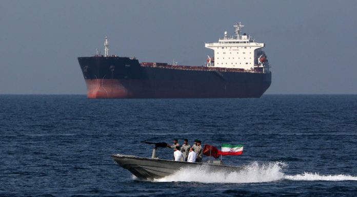 Iranul pune condiții pentru Strâmtoarea Ormuz și pentru uraniul său puternic îmbogățit. Ce vrea Teheranul cu orice preț