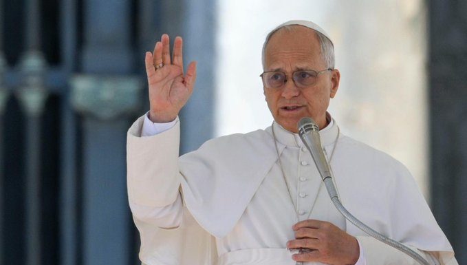 Papa Leon al XIV-lea marchează un an de pontificat prin întâlniri cu credincioşii, la Pompei şi la Napoli