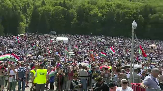Pelerinaj impresionant la Șumuleu Ciuc. Printre participanți s-a aflat și președintele Ungariei, Tamás Sulyok