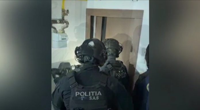 Un tânăr din Botoșani a fost arestat pentru trafic de droguri. Ce au găsit anchetatorii la percheziții