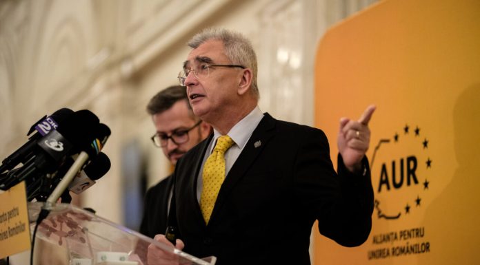 Petrișor Peiu acuză: Cine a cheltuit câteva milioane de euro ieri pentru a apăra decizia Oanei Gheorghiu de a ,,plasa” acțiunile Hidroelectrica și Romgaz către câteva fonduri alese de guvern?
