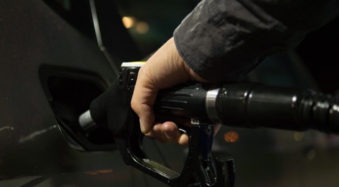 Schimbări de prețuri în benzinăriile din Bulgaria. Motorina scade, benzina crește