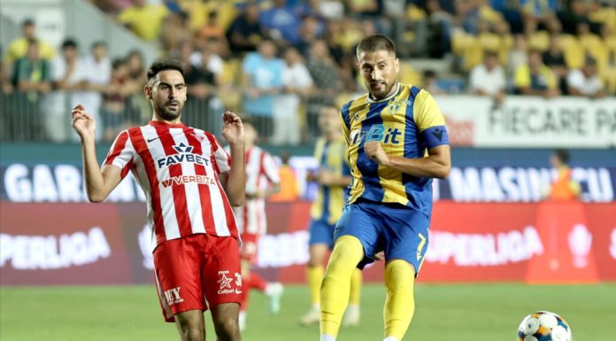 Petrolul egalează în prelungiri pe UTA și încă speră la evitarea barajului din Superliga de fotbal