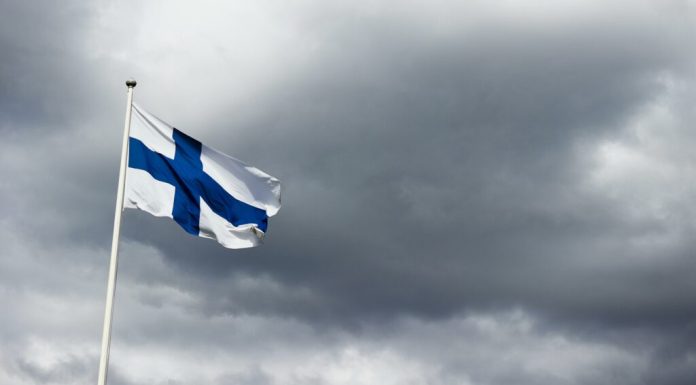 Finlanda anunță că amenințarea cu dronele de la Helsinki a luat sfârșit și redeschide aeroportul