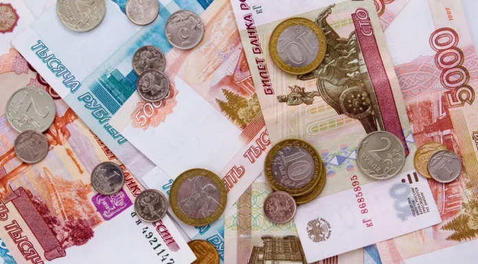 Economia Rusiei, tot mai afectată de sancțiuni. Marile companii intră într-un „colaps gestionat”