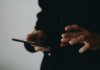 Aproape jumătate dintre europeni văd zilnic conținut toxic online. România nu scapă nici ea de fenomen